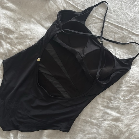 LIKE NEW | Summersalt | The Causeway One-Piece Swimsuit | US 14 - Picture 3 of 5